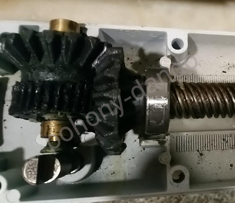 570RUCO001A00 Ozubené kolo prevodovky, plastové,, pre RAY č.24