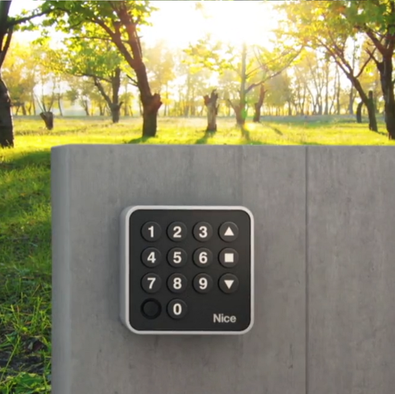 NICE EDSB - klávesnica tlačidlová káblová BLUEBUS, 2-kanálová, hliníkový korpus