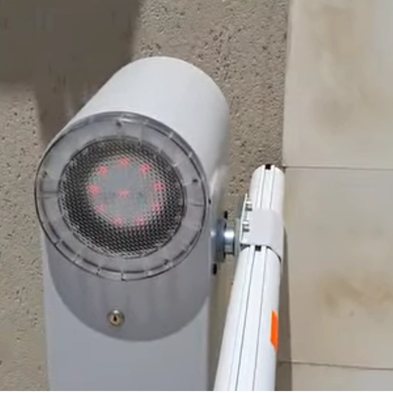 KEY 9 ATAST90X - držiak ramena ASTL6 ø90mm pre závoru ALT624, RAL7045