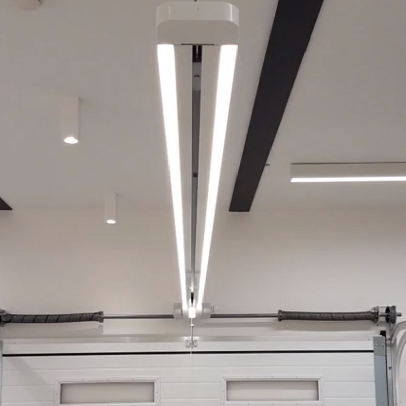 KEY HALO HA1000LED pohon pre sekcionálnu bránu do 16m2/130kg s vodiacou svetelnou lištou RAL30, 2x SUB 44N
