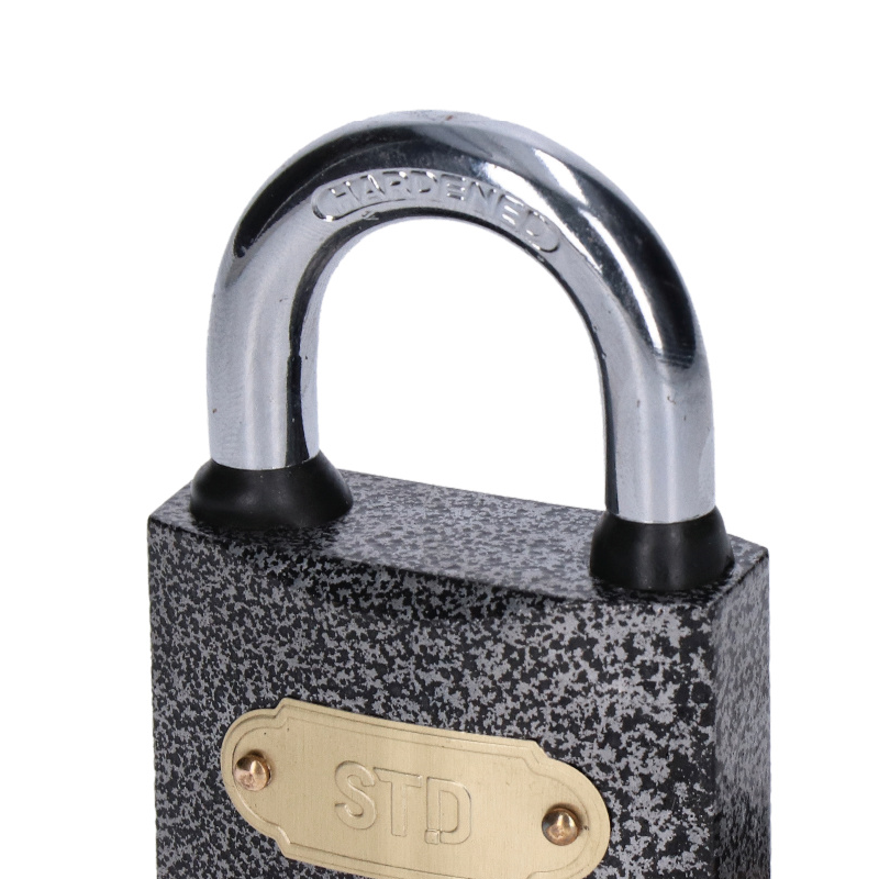 ST-PLB32 - visiace zámky čierne32mm - s gumovým tesnením