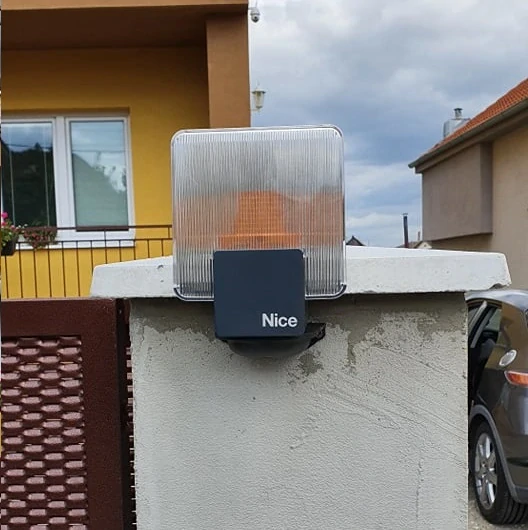 NICE PO konzola pre fotobunky a maják