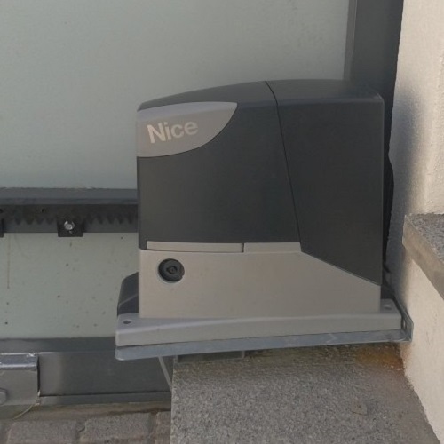 NICE RBA4R10 nová elektronika pre ROAD400, je kompatibilná so starou RBA4/A
